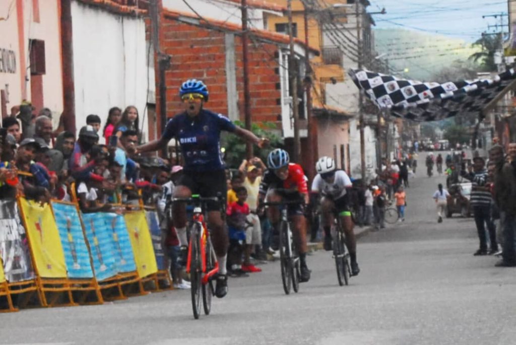 Anghisbel ganó en su tierra la segunda etapa de la Vuelta a Venezuela Femenina