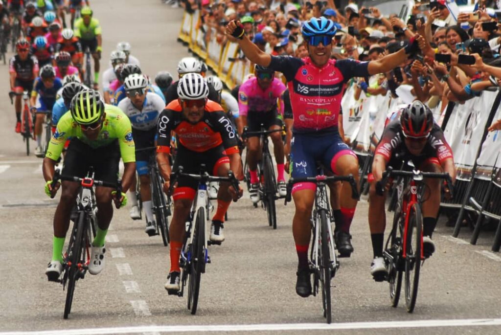 Venezolano César Sanabria abrió en grande la Vuelta al Táchira 2023