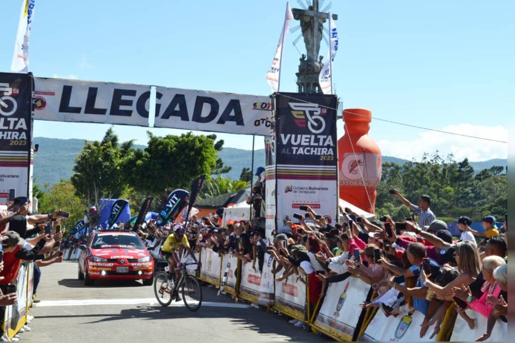 Cristo Rey «hábitat» de José Alarcón y virtual campeón de la Vuelta